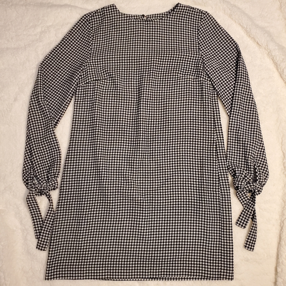 LONG SLEEVE CHECKERED DRESS